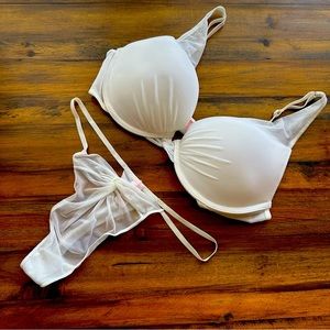 NWOT Victoria’s Secret Very Sexy White Push-up Bra & Sheer Thong 36C/Lg